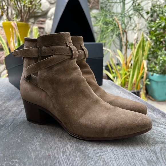 Saint Laurent Paris boots size 38 suede ankle boots , better for a size 7.5 - Picture 4 of 9